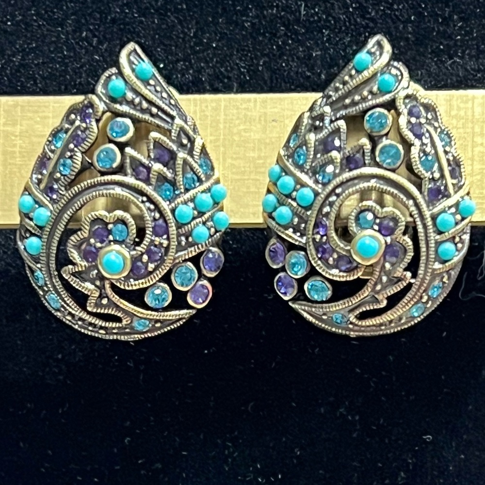 Heidi Daus CLIP Vintage “Teared Tapestry”  Swarovski Crystals Earrings